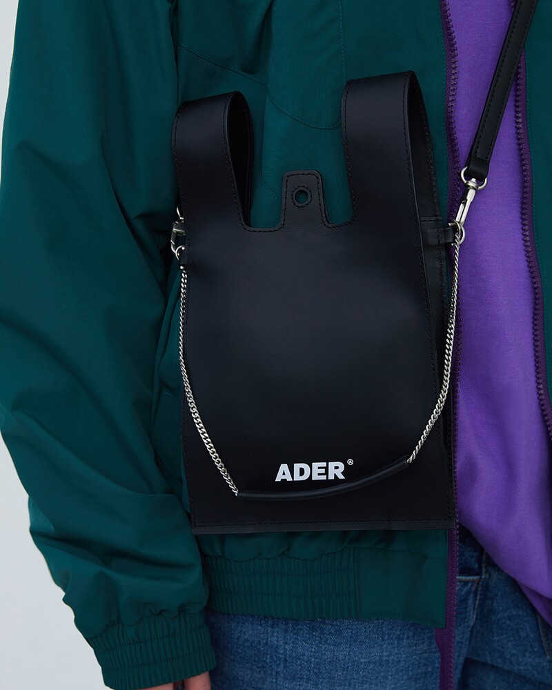 ADER ERROR아더에러]Plastic cross bag Noir